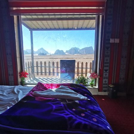 Rum Titanic Camp Wadi Rum Buitenkant foto