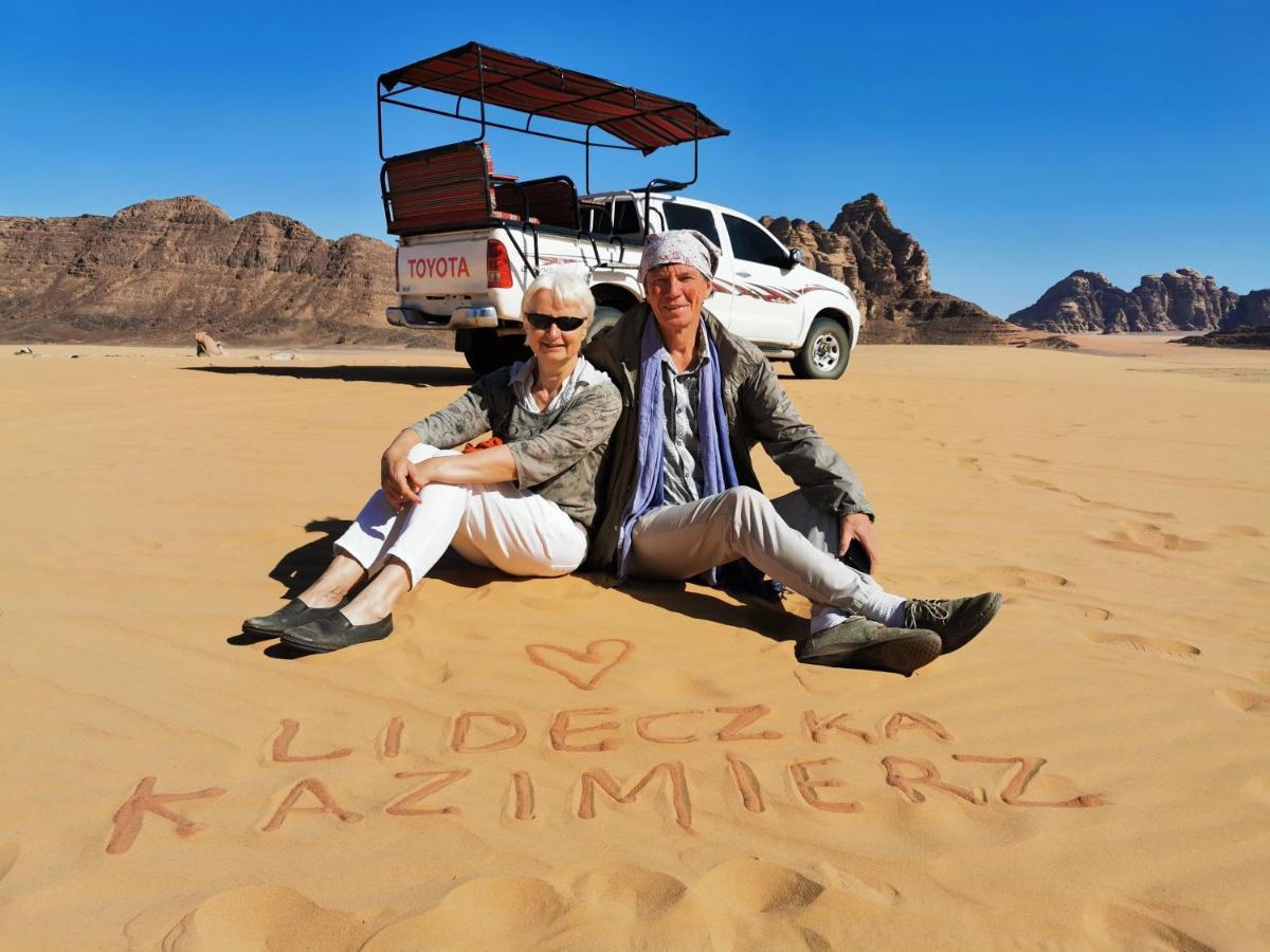 Rum Titanic Camp Wadi Rum Buitenkant foto