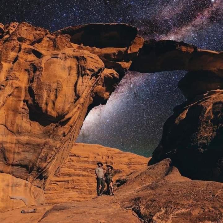 Rum Titanic Camp Wadi Rum Buitenkant foto