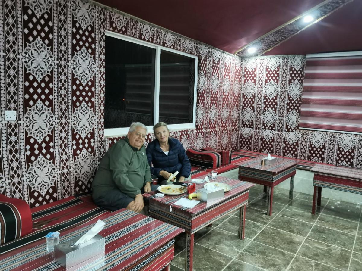 Rum Titanic Camp Wadi Rum Buitenkant foto