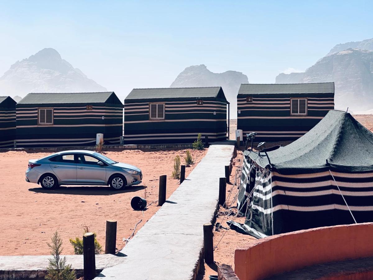 Rum Titanic Camp Wadi Rum Buitenkant foto