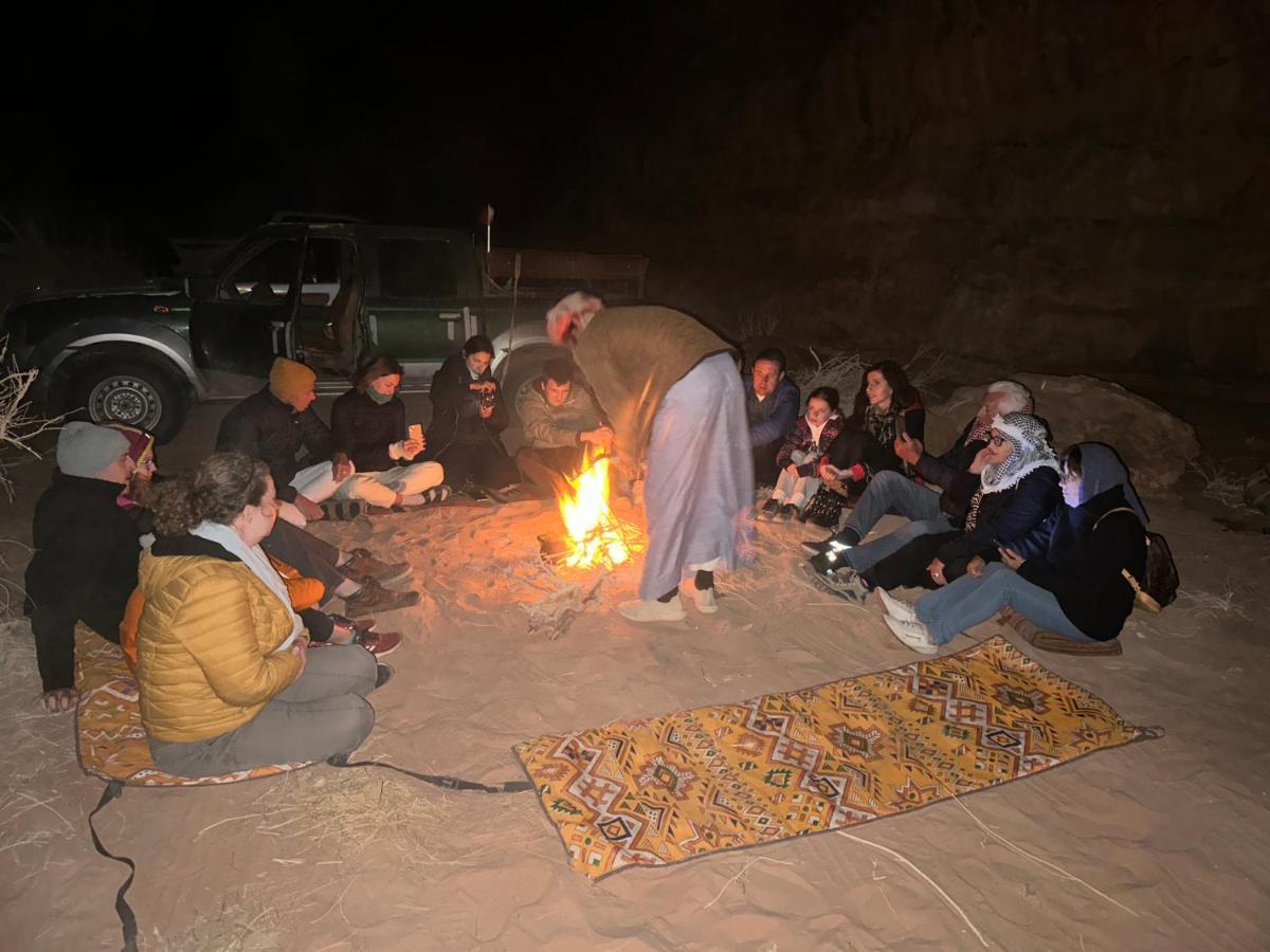 Rum Titanic Camp Wadi Rum Buitenkant foto